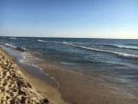 Walking distance to the beach! Summer dates available. Grill, Deck & Fire Pit!