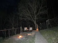 Cozy with spectacular views, easy access to I-64, and each end of the NRGNP