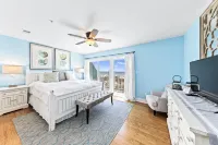 SPECTACULAR VIEWS!-Luxury Beachfront Townhome with DIRECT Ocean Views!