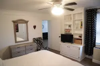 Beautiful 2Bd/2Ba In The Heart Of Downtown Atlanta! So Convenient!