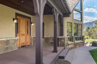 Luxury Mountain Home with Gorgeous Mountain Views and Hot Tub, Near Skiing!