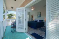 Florida Fun on 30A Steps from Rosemary & Alys Beach Fun Lagoon Pool 4 Free Bikes