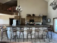 Beautiful 5/5.5 Home on 5 Acres w/Private Pool & River Access!