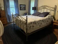 Picturesque Adirondack Lake Home Hotels in Greig