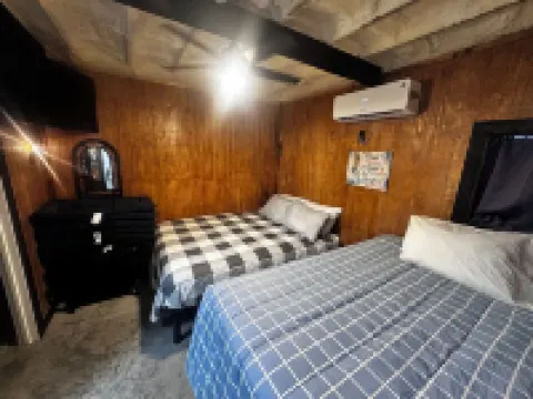 Fisherman’s getaway close to water.  Plenty of room for kayak and boat trailers.