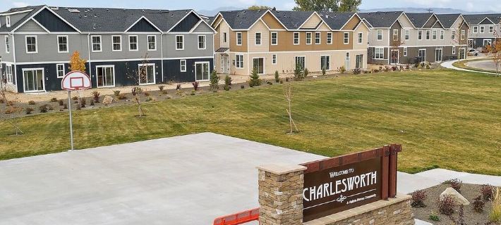 Beautiful Cozy Townhome Next to Park & Shopping! Small Pets Welcome! Ξενοδοχεία στην πόλη Ada County
