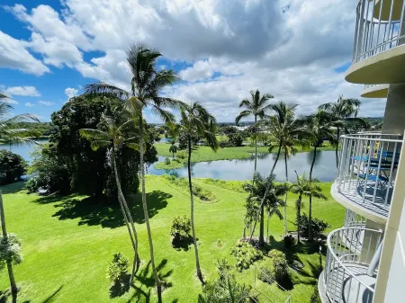 Loko Kai Nani - Stunning Lagoon Views, Pool, A/C Отели рядом с Аэропорт Хило