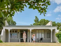 Founders Lodge by Mantis
