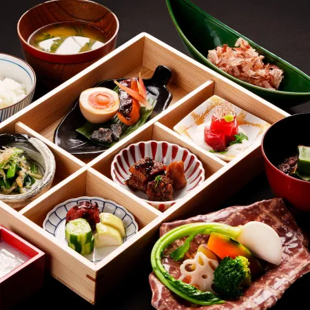 Yufuin-Rakuyu