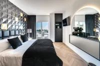 All About Villa Estrella de Oro Hotels in Benahavis