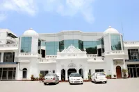 Hotel Deep Palace