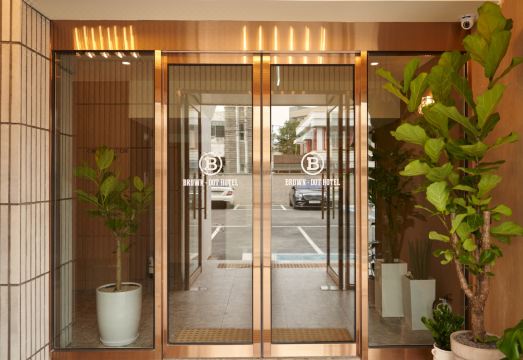 3. 브라운도트호텔 ..