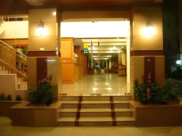 รูปภาพของโรงแรม แพรวอาภา เพลส