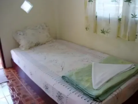 Day Night Bungalow & Bar