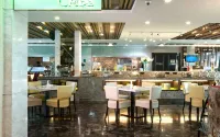 Promenade Hotel Bintulu - bar