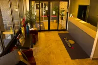 ซันเซ็ต อินน์ เคโนรา