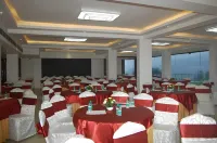 Resort Eutopia Waknaghat Hotels in Kandaghat