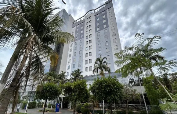 倫多諾波利斯舒適套房酒店