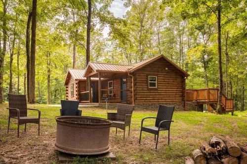 Secluded Wooded Cabin Near The Hocking Hills