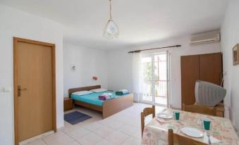 Apartments Boguvila -