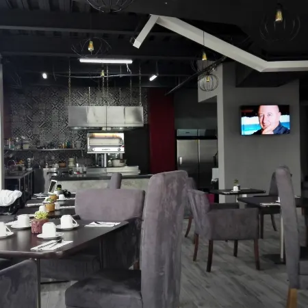 Esduma HK Hotel Pachuca