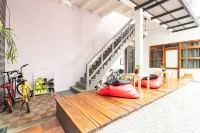 Yu Cafe Hostel Hotels in 
