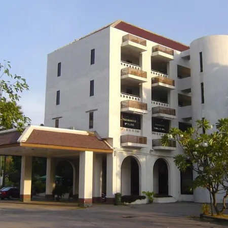 Royal Diamond Hotel