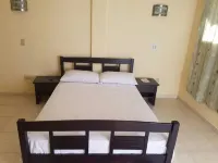 Auberge Pont-Gaudin Hotels in Gonaïves