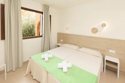 HSM Club Torre Blanca Hotels near Carrefour Sa Coma