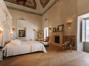 Paragon 700 Boutique Hotel & Spa
