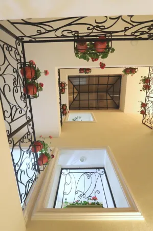 Hotel San Miguel, en El Centro - Desayuno Gratis Отели в г. Тустла-Гутьеррес