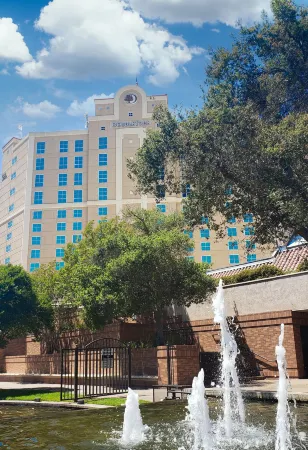 DoubleTree by Hilton Modesto