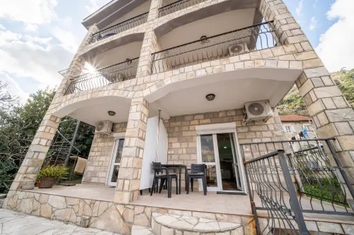 Apartments Vuković Hotels in Muo