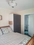 2 Bed Cottage Sleeps 4 -Private Garden -Pets Okay - parking
