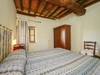 Stunning Holiday Home in Umbria with Hot Tub - Homestays