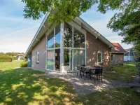 Restyled Bungalow with Dishwasher Near Cozy Domburg