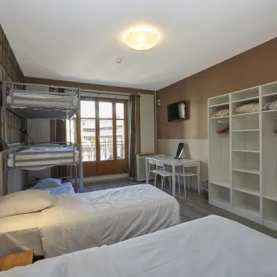 Hotel Central Các khách sạn gần Phố Rue du Rhone