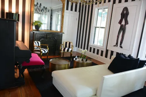 The Hugh Boutique B&B - 4-Star