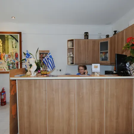 Orfeas Apartments Отели рядом с достопримечательностью «Черный пляж»