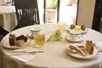 Hotel Diano Marina Mhotelsgroup - Morgenmad