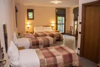 Parini Hotel Các khách sạn ở Erba