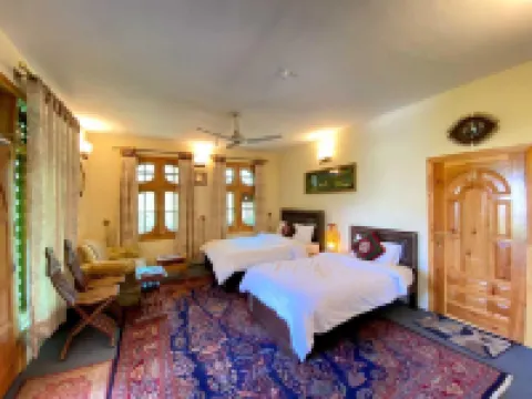 Blossom Guest House Gilgit Hotéis em Gilgit