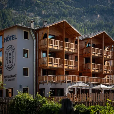 Hôtel Restaurant le Monêtier Hoteles cerca de Teleférico de Pontillas