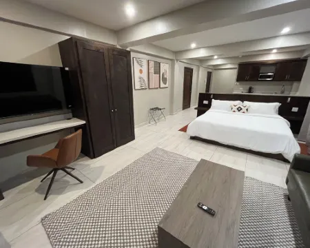 The Palms Hotels in Belize City