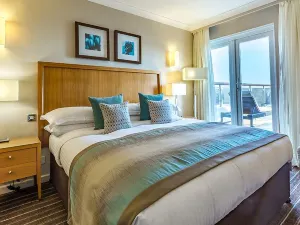 L’Horizon Beach Hotel & Spa