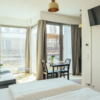 The Rix Studios & Suites โรงแรมใกล้สถานที่จัดกิจกรรม COLONIA NOVA