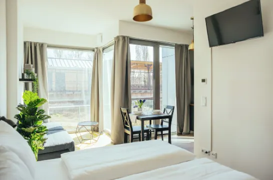 ذا ريكس ستوديوز آند سويتس