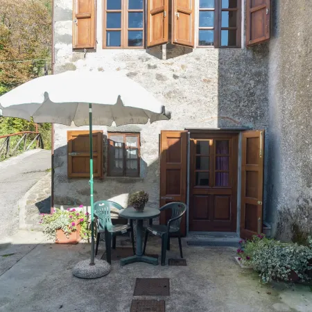 Mansion in Pescaglia Near Tuscan Coast