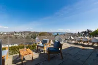 Am Byth - Spectacular Sea Views and Hot Tub Hotels in Saundersfoot