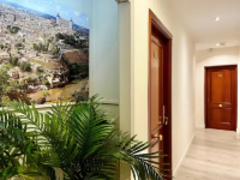 ToledoRooms Palacios - Ver Procesiones de Semana Santa Desde Balcon